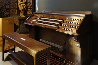19th century Cavaille-Coll organ in the Vleeshuis