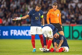 Olivier GIROUD France injured on the ground