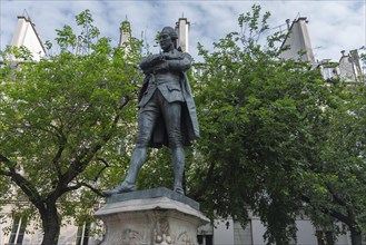 Statue of the Universal Man Pierre-Augustin Caron de Beaumarchais 1732-1799