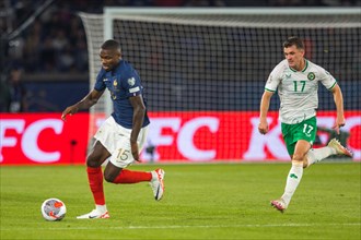 Marcus THURAM France in a duel with Jason KNIGHT Ireland