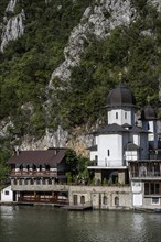 Mraconia Monastery