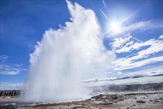 Explosion in the Geysir Strokkur of the golden circle of the south of Iceland