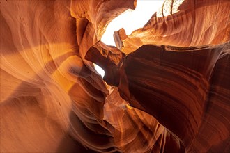 Photos Upper Antelope tourist canyon in the town of Page