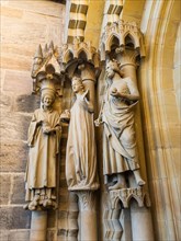 Figures of saints