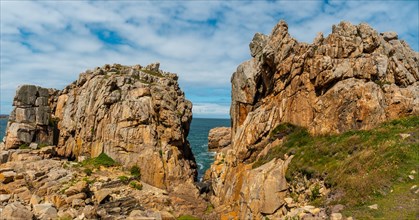 Panoramic view of the beautiful coastline at low tide of Le Gouffre de Plougrescant