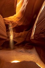 White light in the Upper Antelope canyon in the town of Page