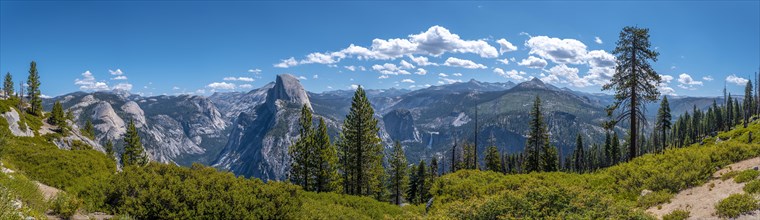Panoramic from Glacier point where you can see all Yosemite