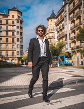 Street style an elegant black suit