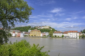 View over the Inn River to the Old Town and Veste Oberhaus