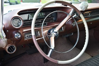 Steering wheel from Cadillac Sedan