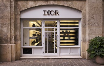 Dior luxury label shop