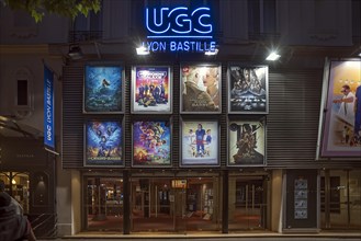 Night-time cinema advertising at the UGS Lyon Bastille cinema