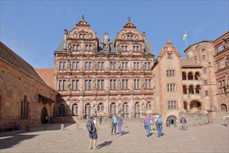 Castle courtyard with Friedrichsbau and Glaeserne Saalbau