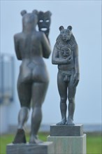 Sculptures Metamorph I and II by Franz Weidinger 2008