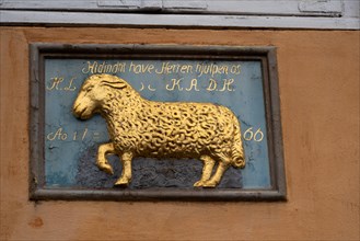 Golden sheep as house mark