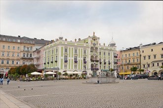 Town Hall and Town Hall Square