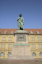 Statue of Friedrich Schiller in front of the Prinzenbau