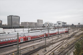 Regional train and ICE trains in front of Munich main station