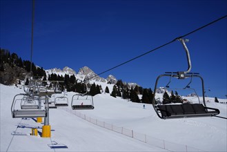 Chairlift ski