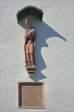 Madonna figure with shadow at the Preacher Museum and former Dominican monastery