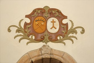 City coat of arms on the Pfruendnerhaus