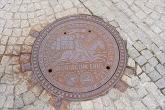 Manhole cover with historical data