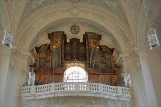 Organ of the baroque basilica