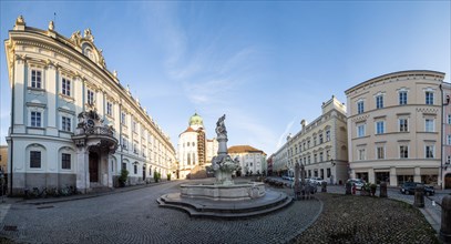 Residenzplatz with Wittelsbacher fountain