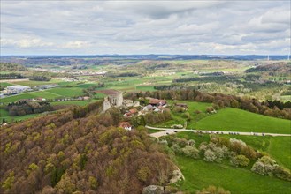 Aerial view of the area around Neumarkt and the castle ruins of Wolfstein