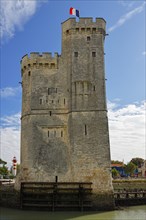 Medieval tower Tour Saint-Nicolas