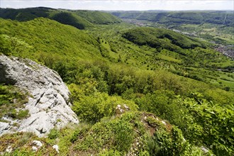 View from the vantage point Gelber Fels into the Lenninger Valley