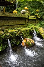 A small temple used for sacred ablutions. Enchanted and covered in moss