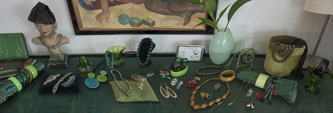 Jewellery exhibition by Syvia Büchele on 21.9.2023