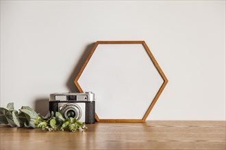 Hexagonal frame camera