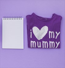 I love my mummy inscription t shirt with notepad