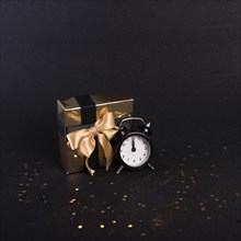 Small gift box with clock table