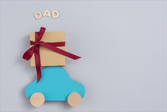 Dad inscription with gift box small car