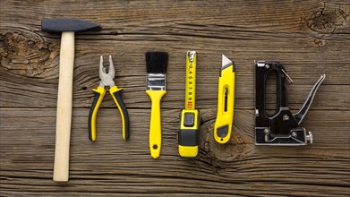 Hammer yellow repair kit tools