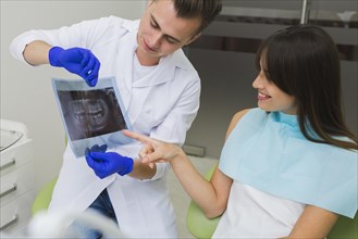 Patient pointing radiography dentist