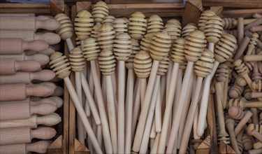 Set of honey dippers made of wood