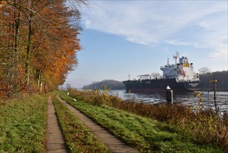 Tanker Songa sails in the Kiel Canal