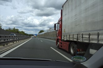 Noise barriers on the A 73 motorway