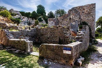 The ruined town of Stari Bar