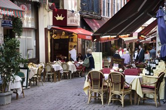 Restaurants in the Rue des Bouchers