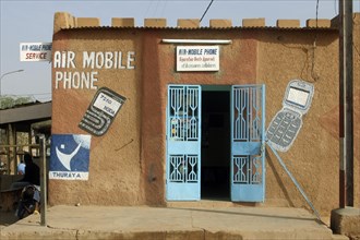 Air mobile phone repair shop in the city Agadez