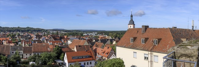 Panoramic photo of the town of Hilpostein