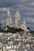 City view of the Sacre Coeur Basilica and Montmartre