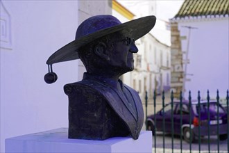 Bust