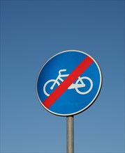Bike lane end sign
