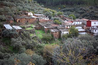 Abandoned houses near San Miguel del Robledo